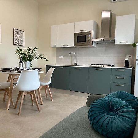 לוקה I Santi Apartments מראה חיצוני תמונה