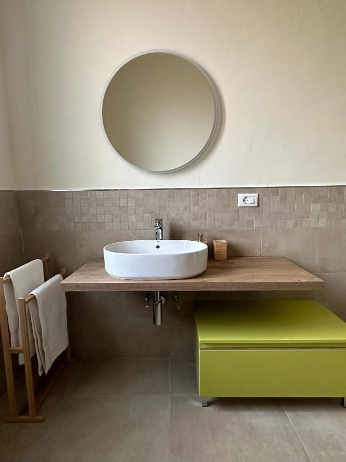 לוקה I Santi Apartments מראה חיצוני תמונה