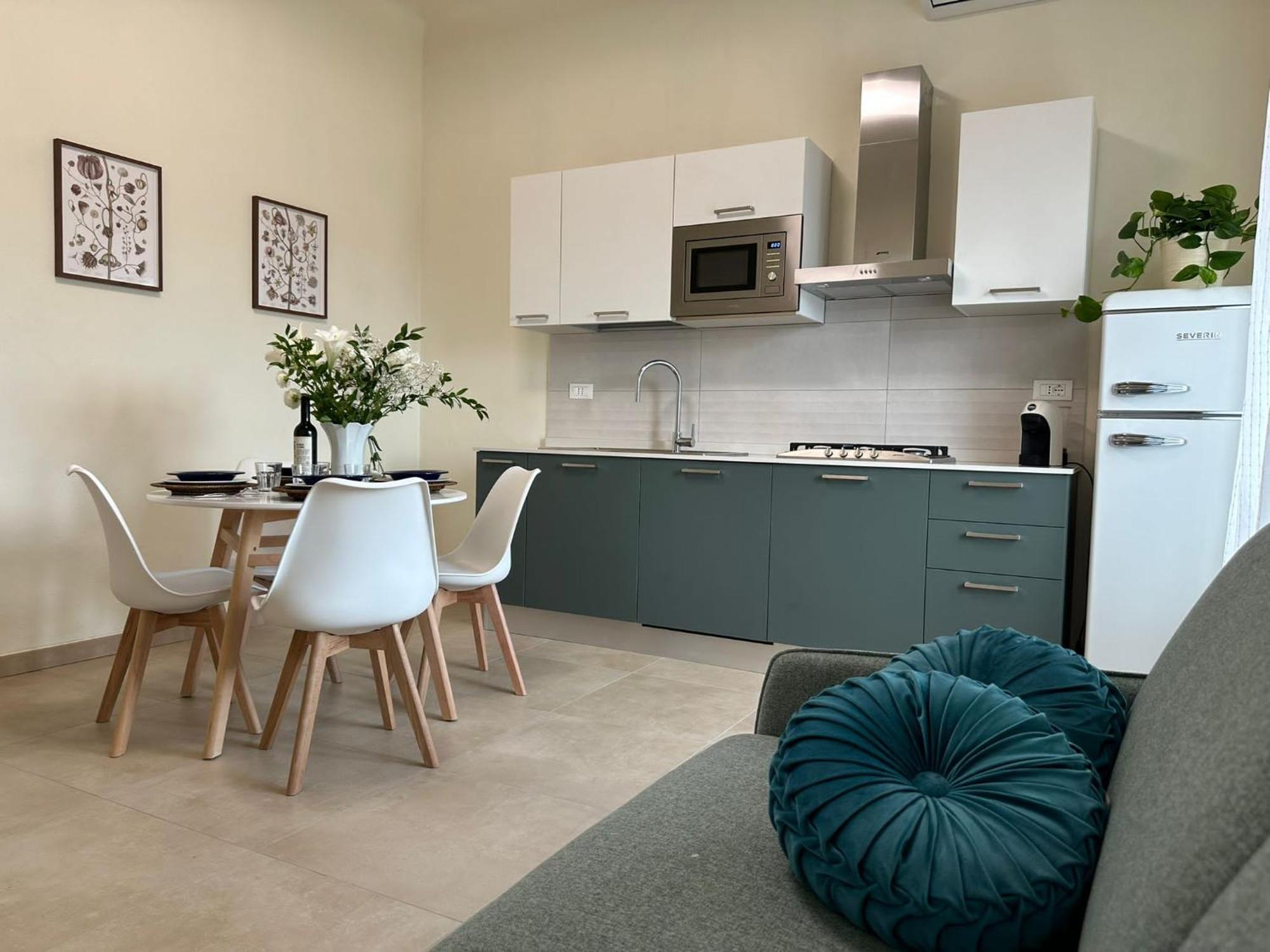 לוקה I Santi Apartments מראה חיצוני תמונה